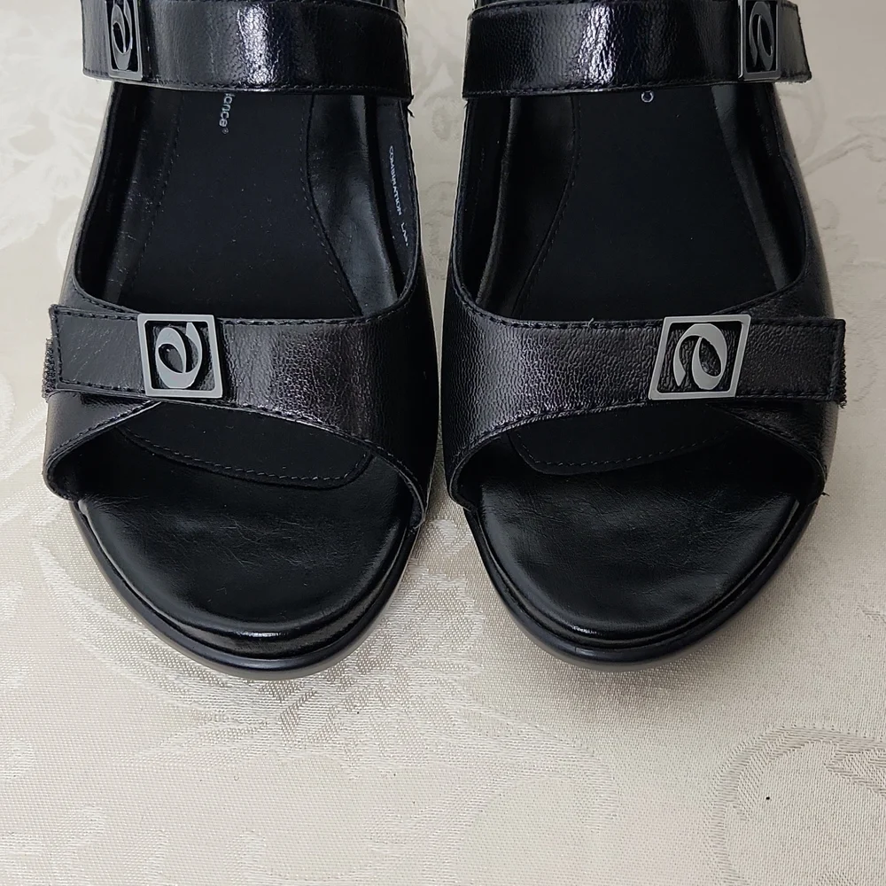 Aravon New Balance Ava comfort strap black heel sandals size 6 strappy maryjane